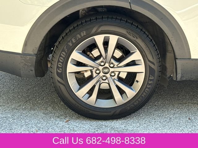 Used 2022 White Ford XLT image 9
