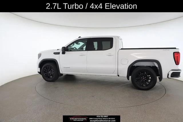 Used 2024 White GMC Elevation image 7