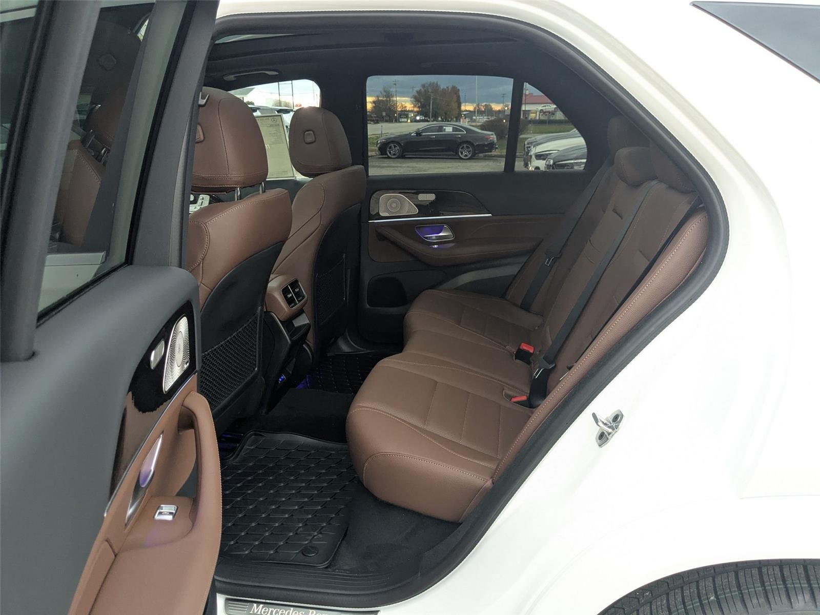 New 2026 Polar White Mercedes-Benz GLE 450 image 25