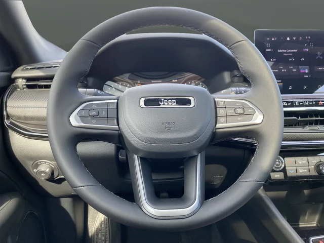2025 Jeep Compass Limited - Photo 15