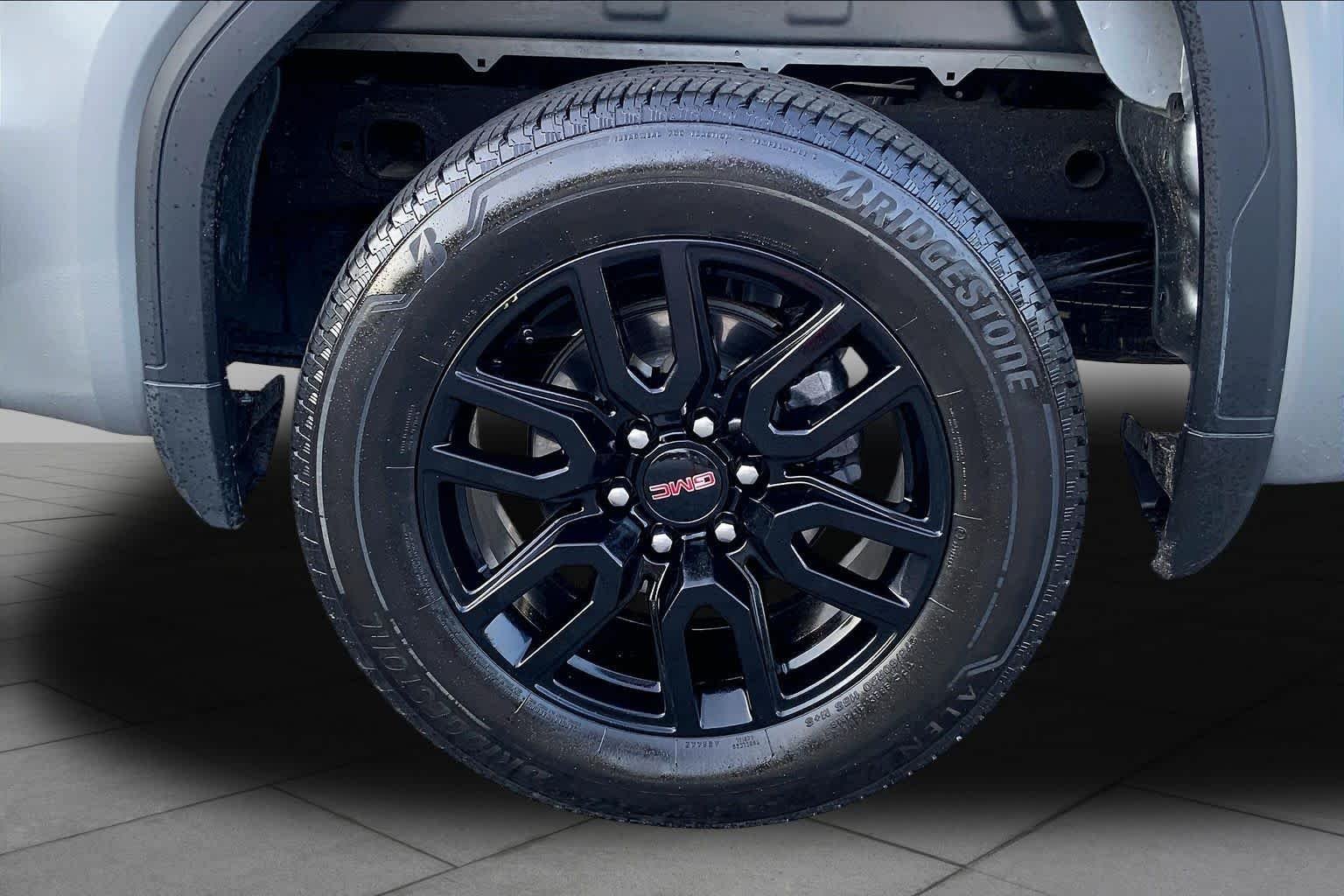 Used 2024 Sterling Metallic GMC Elevation image 11