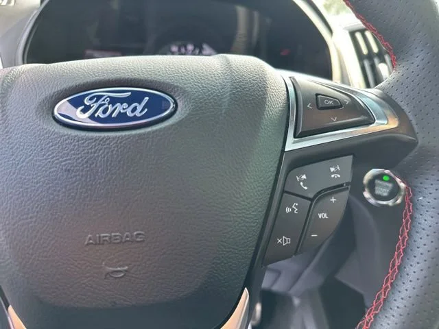 2024 Ford Edge ST-Line - Photo 32