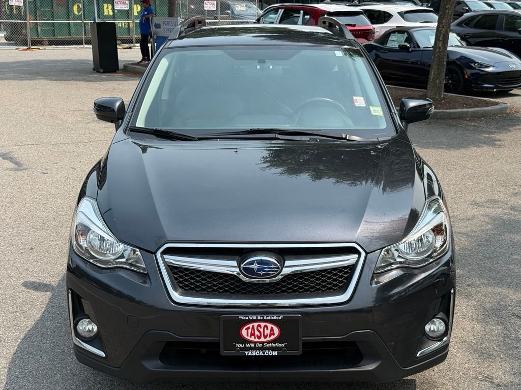 Used 2017 Gray Subaru 2.0i Limited image 2
