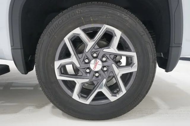 New 2026 Glacier White Tricoat GMC SLT image 11