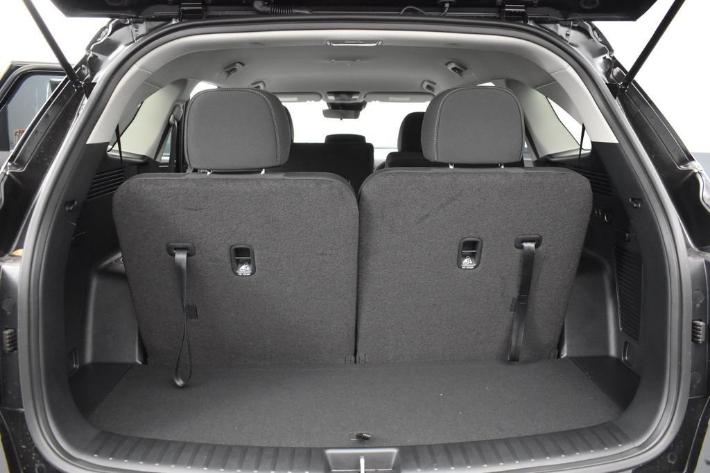 New 2026 Ebony Black Kia LX image 20