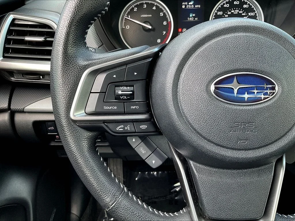 Used 2021 Crystal White Pearl Subaru Limited image 13
