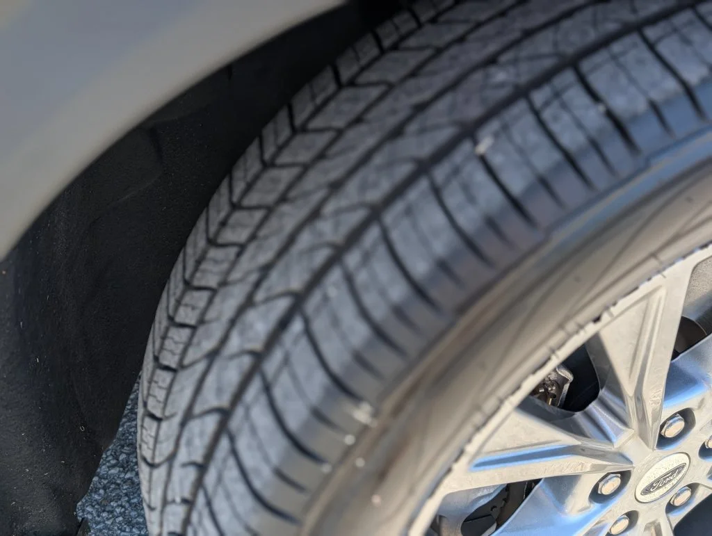 Used 2022 Gray Ford Limited image 10