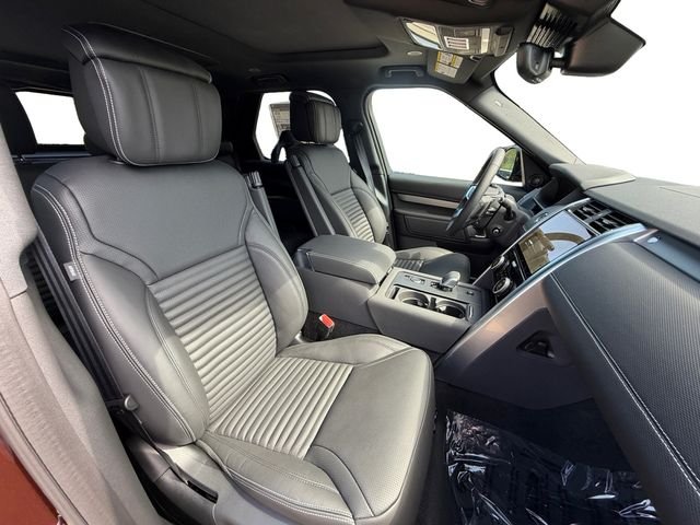 New 2026 Sedona Red Land Rover Gemini Edition image 16
