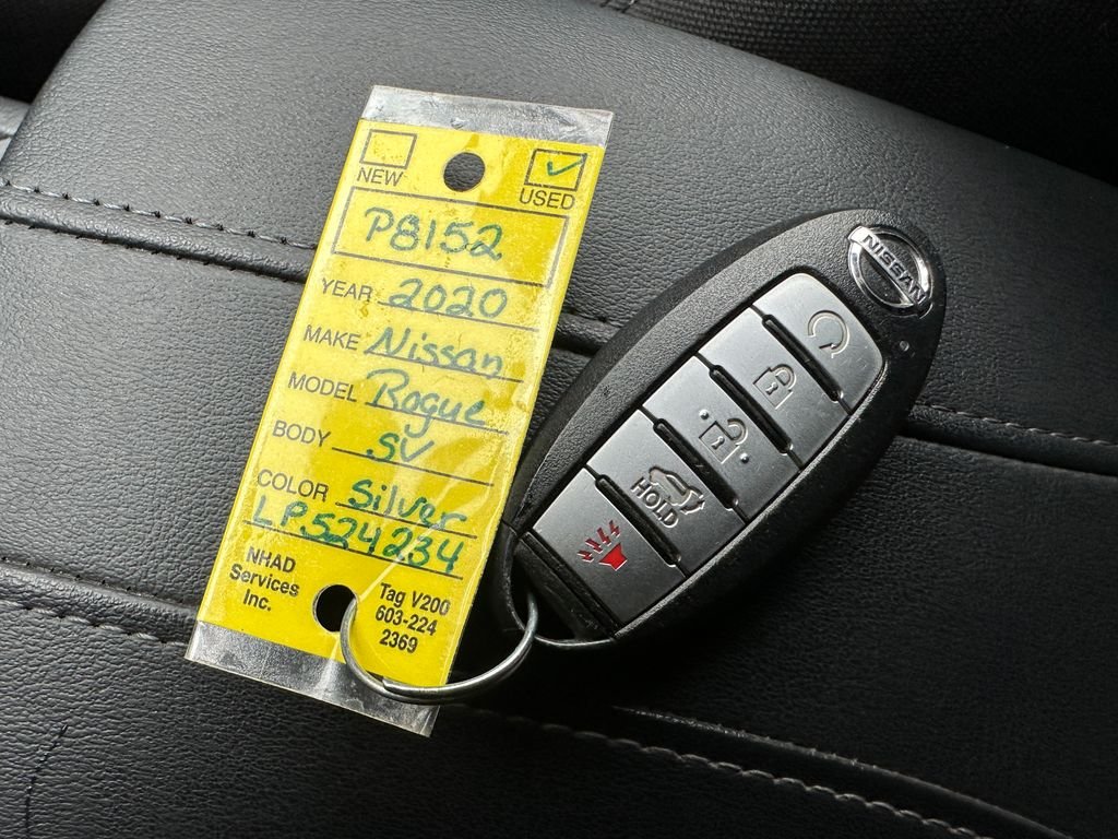 Used 2020 Silver Nissan SV image 29