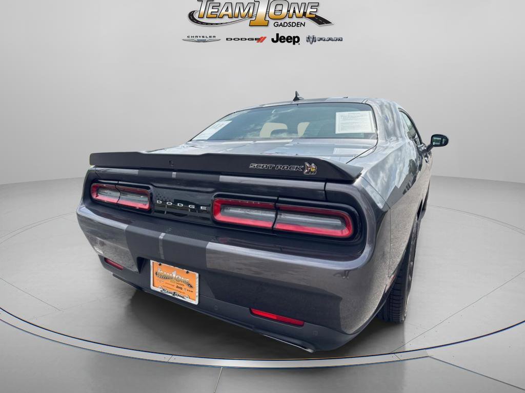 Used 2023 Granite Pearlcoat Dodge R/T Scat Pack image 9