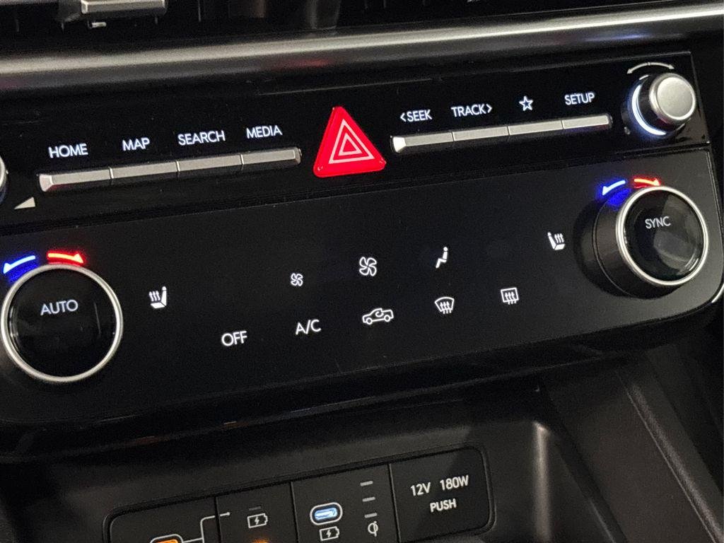 New 2026 White Hyundai SEL Activity AWD image 20