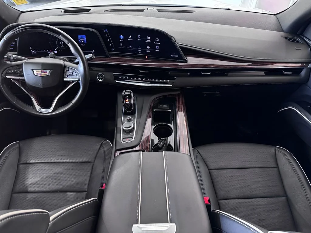 Certified Used 2023 Crystal White Tricoat Cadillac Premium Luxury image 17