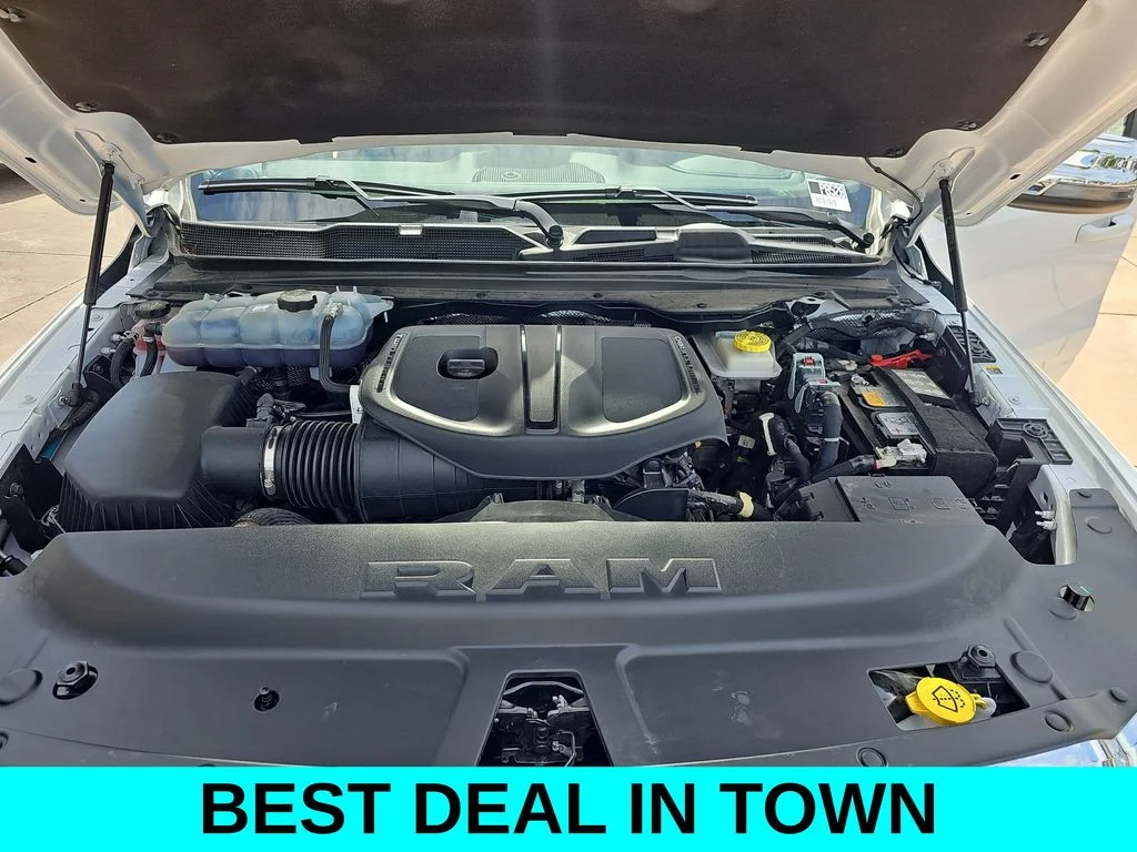 Used 2025 White Ram Laramie image 35