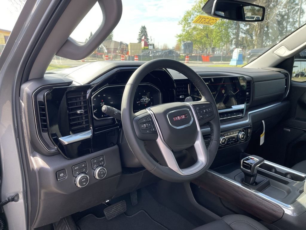 2026 GMC Sierra 1500 SLT - Photo 10