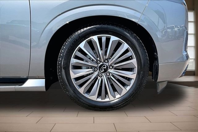 Used 2025 Silver INFINITI SENSORY image 9