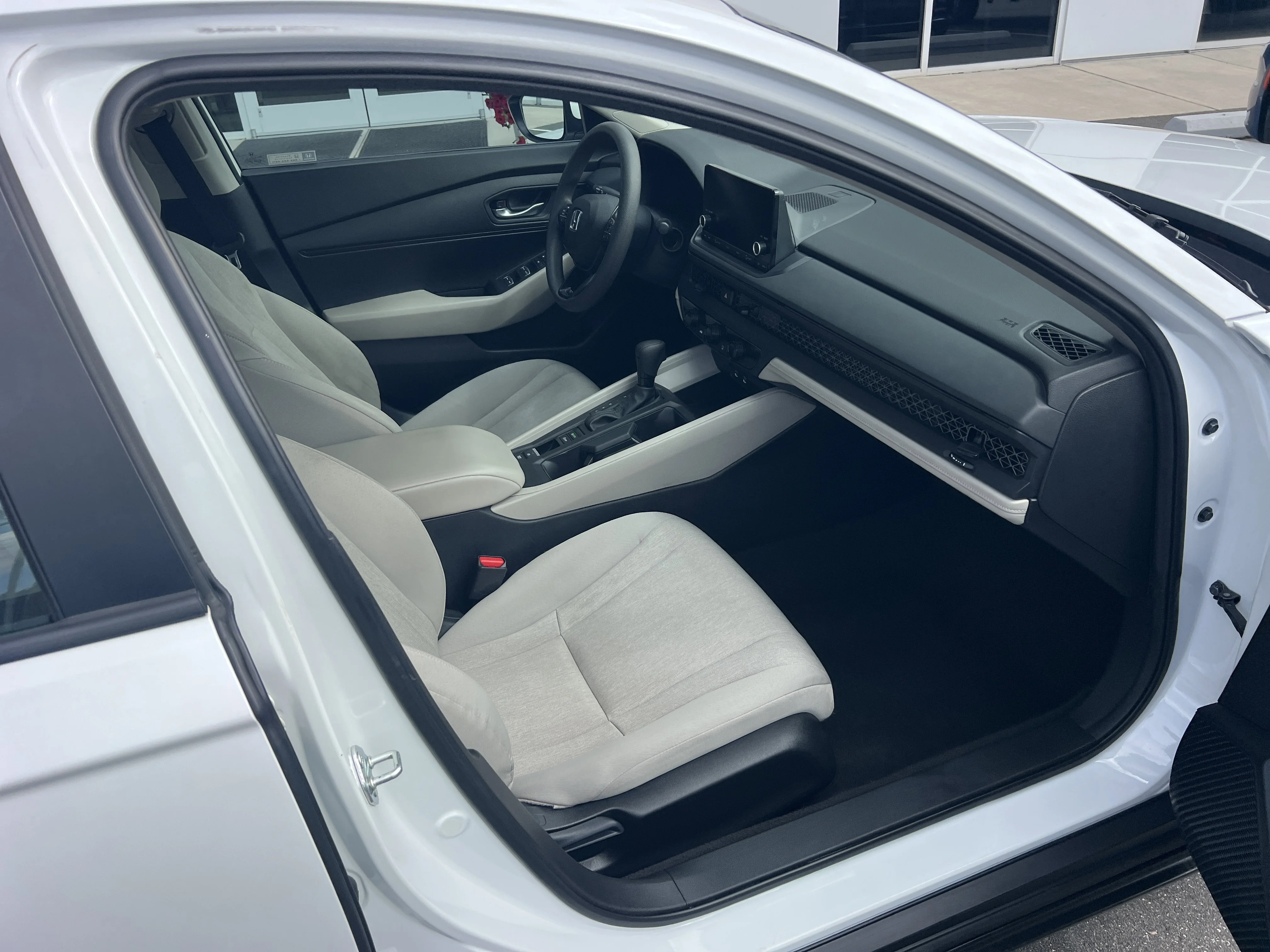 2024 Honda Accord LX - Photo 21
