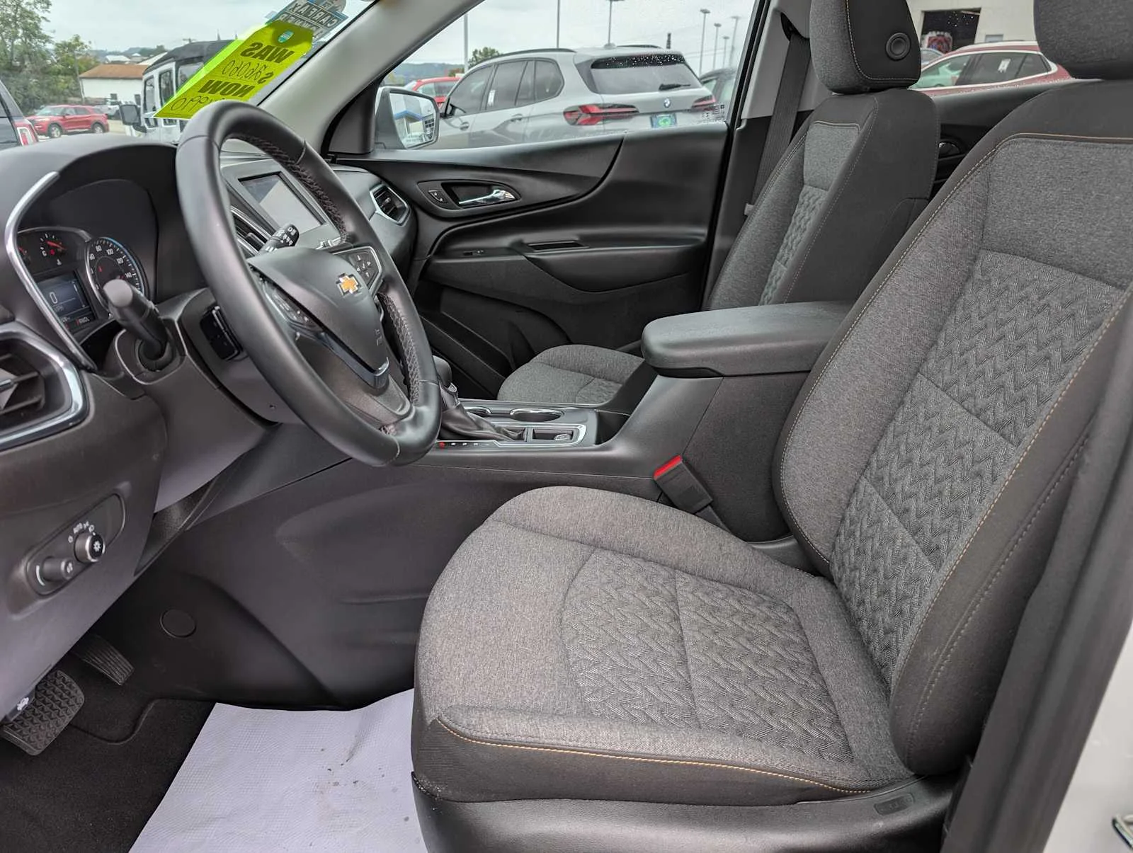 Used 2023 Summit White Chevrolet LT image 4