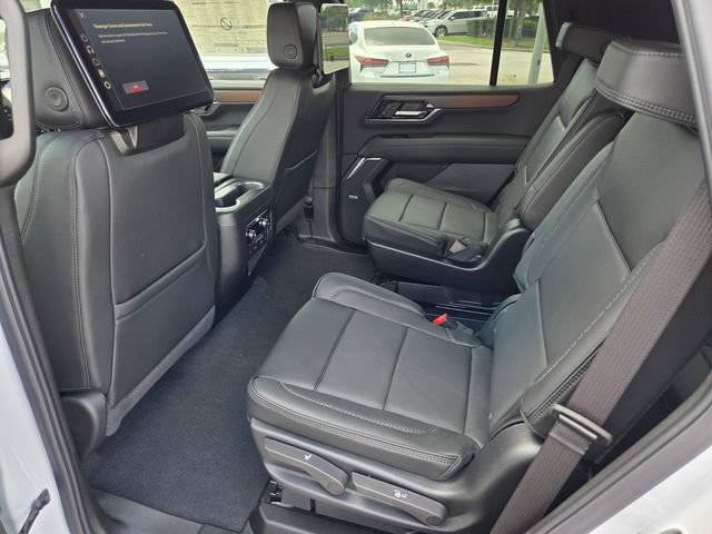 2026 GMC Yukon Denali - Photo 6