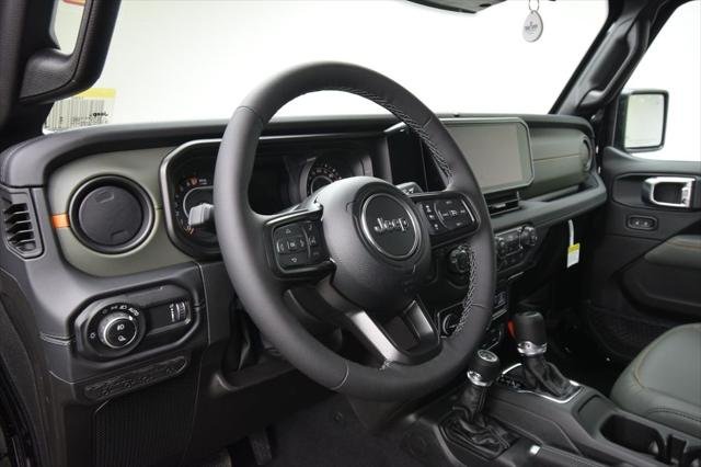 New 2026 Black Clear-Coat Exterior Paint Jeep Mojave image 37