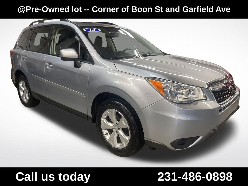 Used 2014 Silver Subaru 2.5i Premium image 12