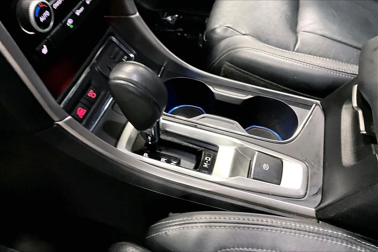 Used 2019 Ice Silver Metallic Subaru Limited image 15