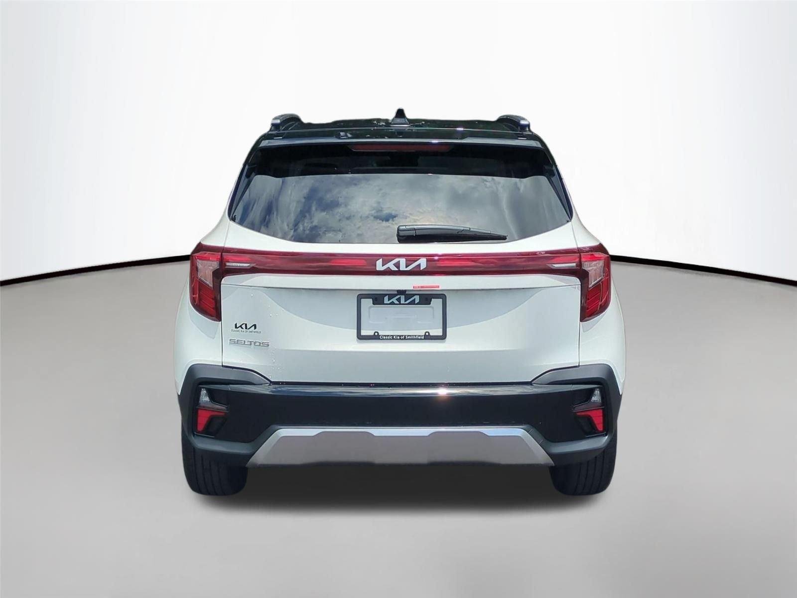 New 2026 Clear White/Black Roof Kia S image 4