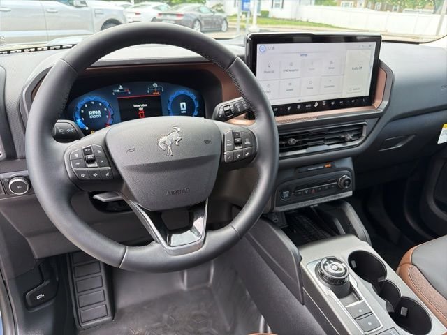 Used 2025 Gray Ford Outer Banks image 14