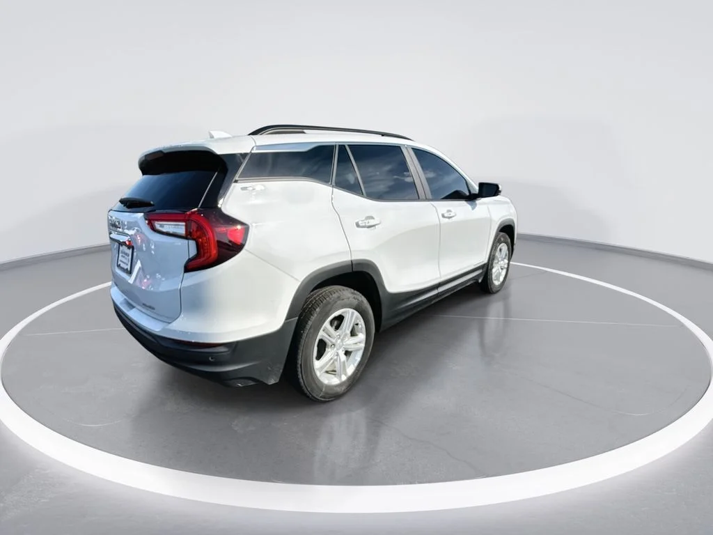 Certified Used 2023 White GMC SLE image 8