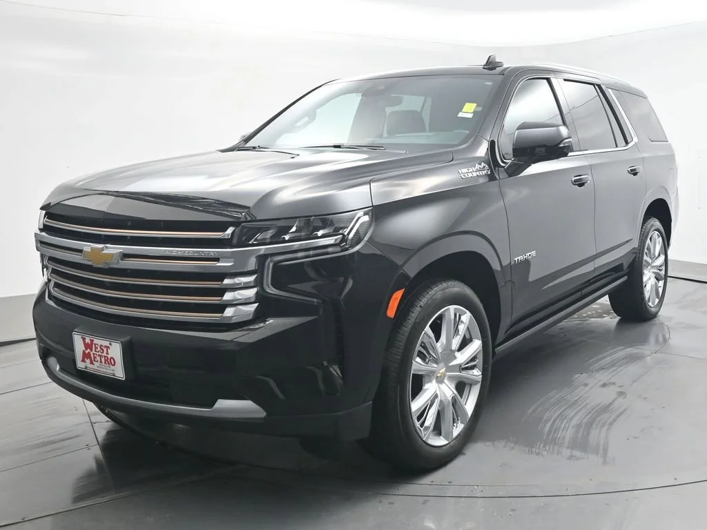 Used 2024 Chevrolet Tahoe High Country with VIN 1GNSKTKL1RR273489 for sale in Monticello, Minnesota