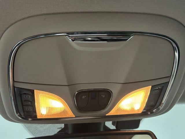 Used 2016 White Jeep Limited image 32