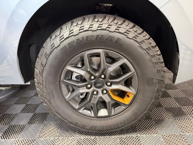 New 2026 Glacier Gray Metallic Tri-Coat Ford Tremor® image 47