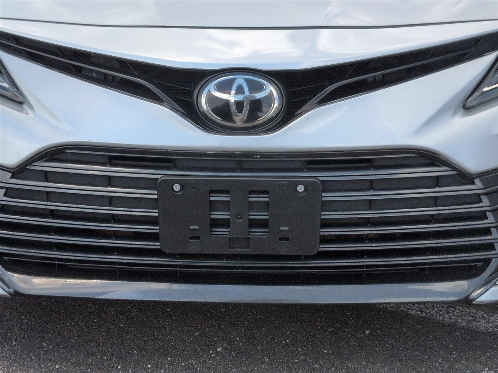 Used 2021 Celestial Silver Metallic Toyota LE image 13