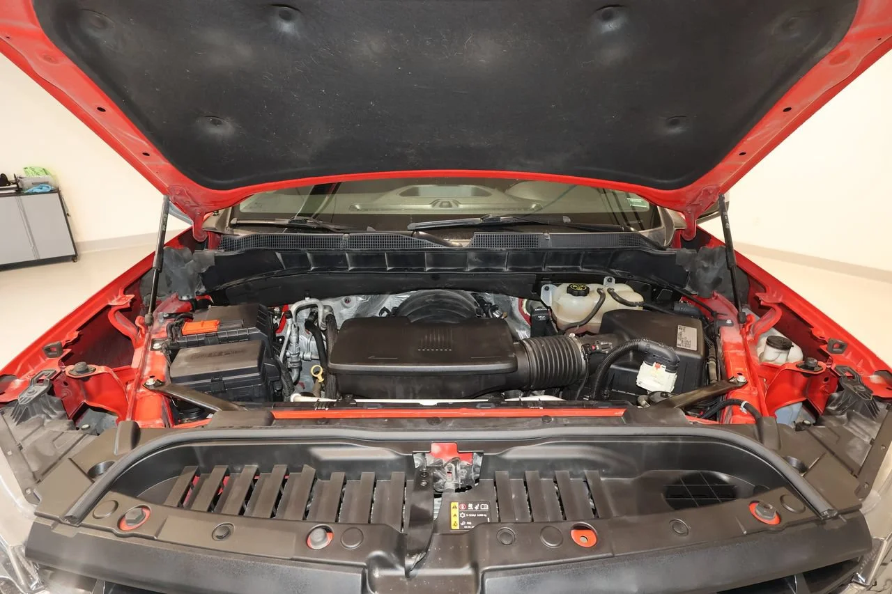 Used 2019 RED HOT Chevrolet LT image 18