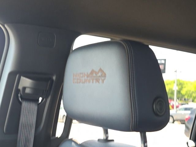 Used 2023 Gray Chevrolet High Country image 29