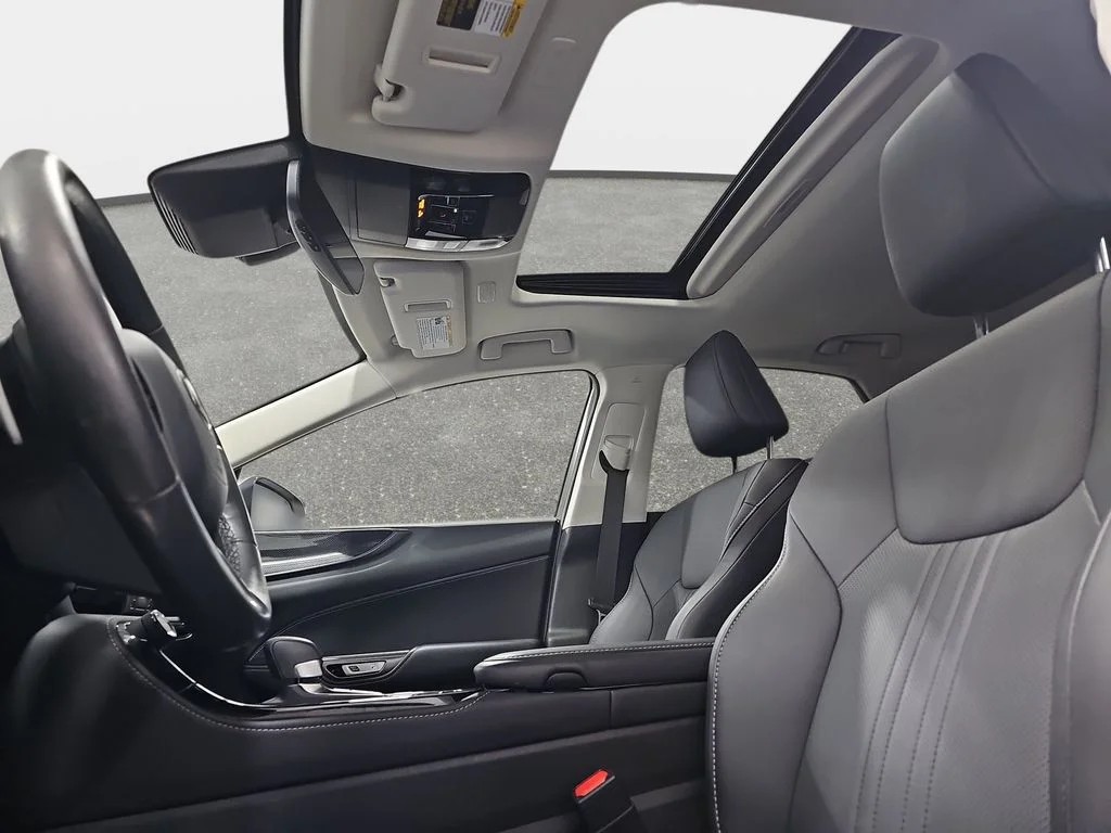 Used 2024 White Lexus 350 Base image 32