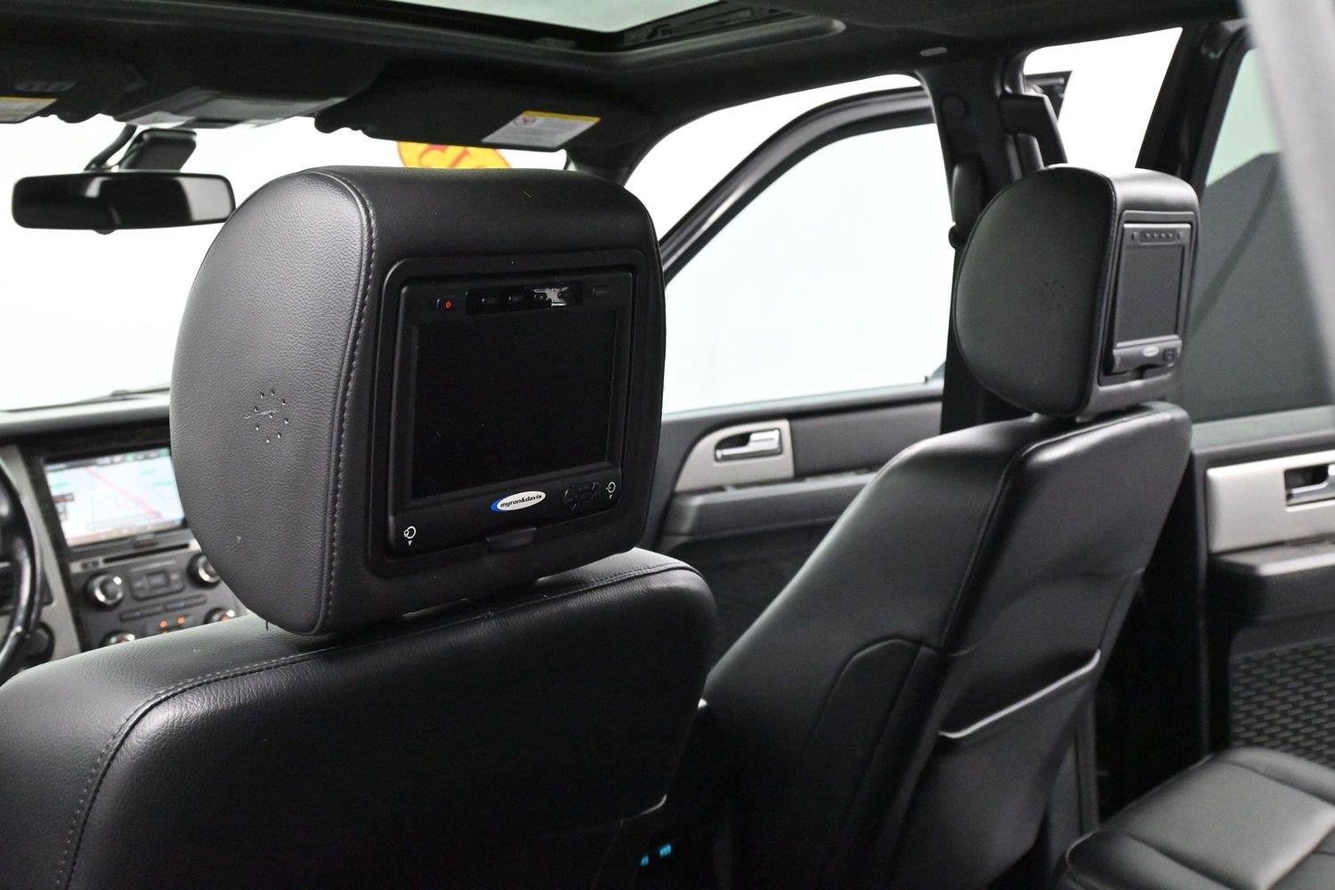 Used 2015 Tuxedo Black Metallic Ford Limited image 33