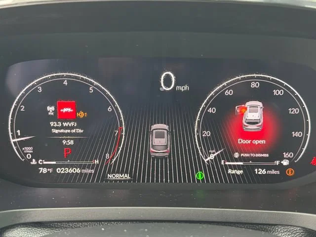Used 2025 White Acura Technology Package image 27
