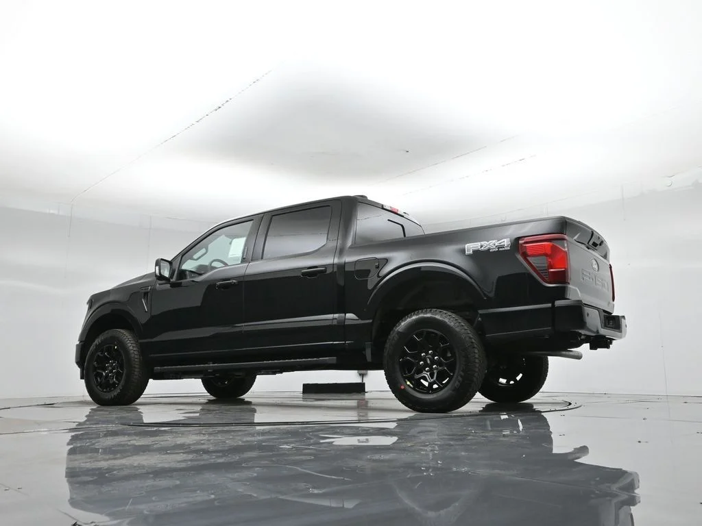 New 2026 Agate Black Metallic Ford XLT image 55