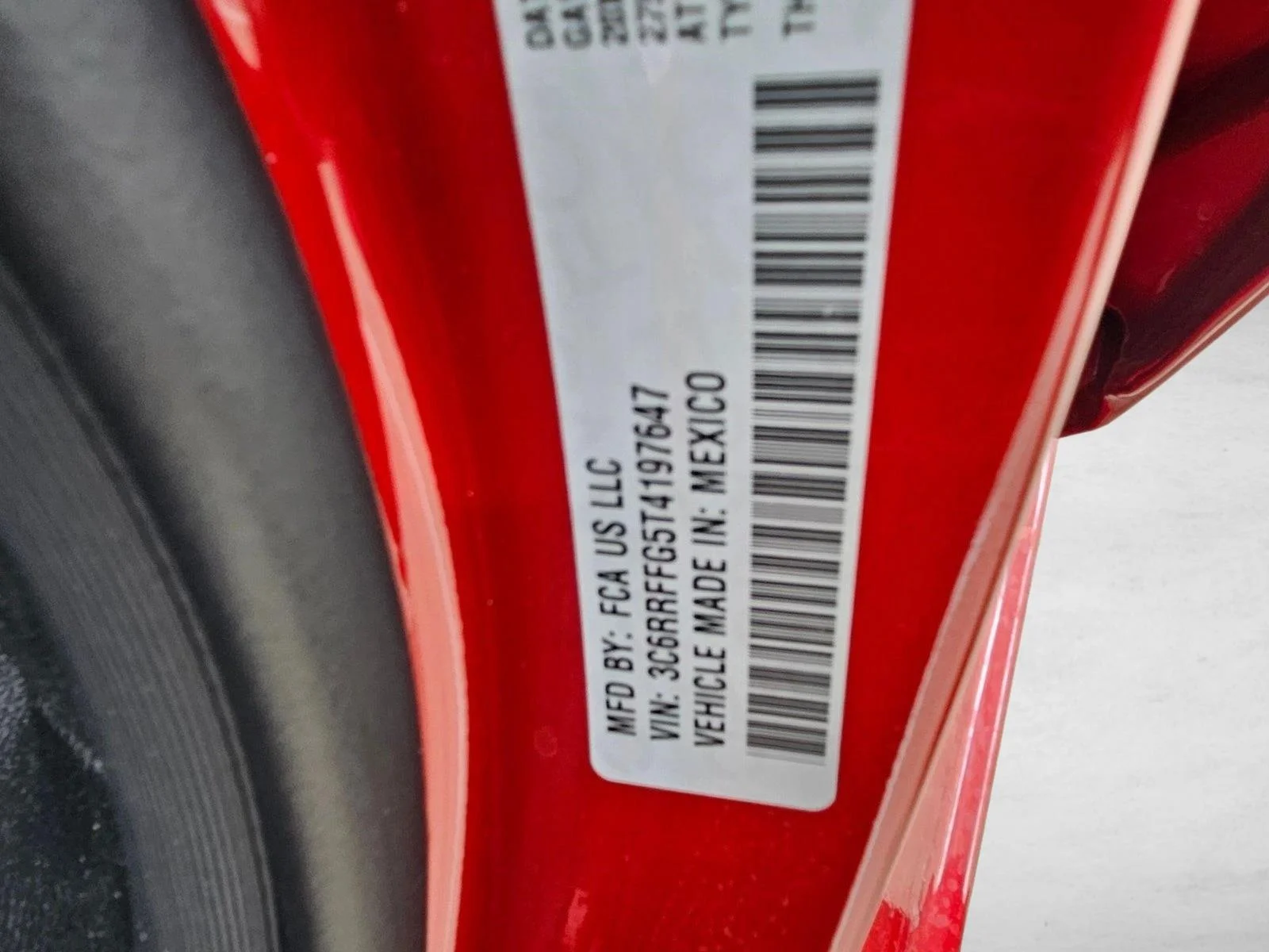 New 2026 Molten Red Pearl-Coat Exterior Paint RAM Lone Star image 17