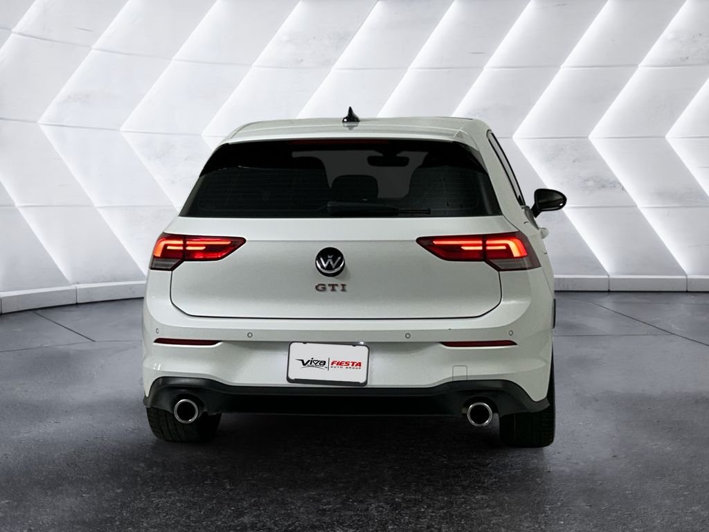 Used 2022 White Volkswagen Autobahn image 5