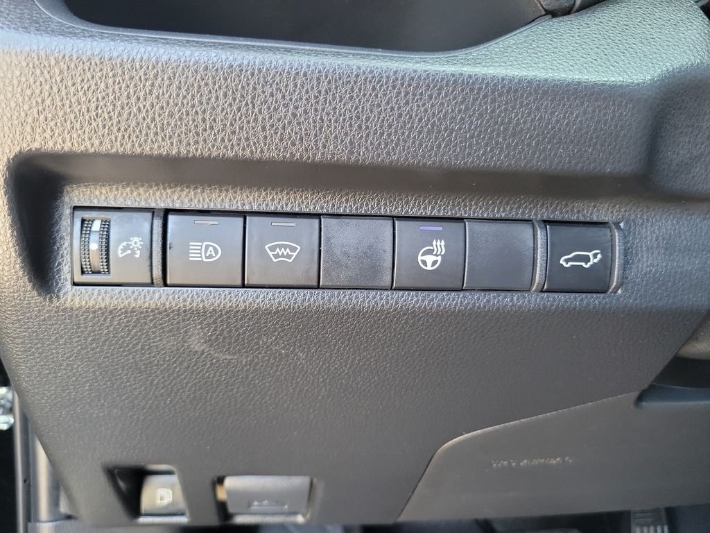 Used 2024 Black Toyota XLE Premium image 31