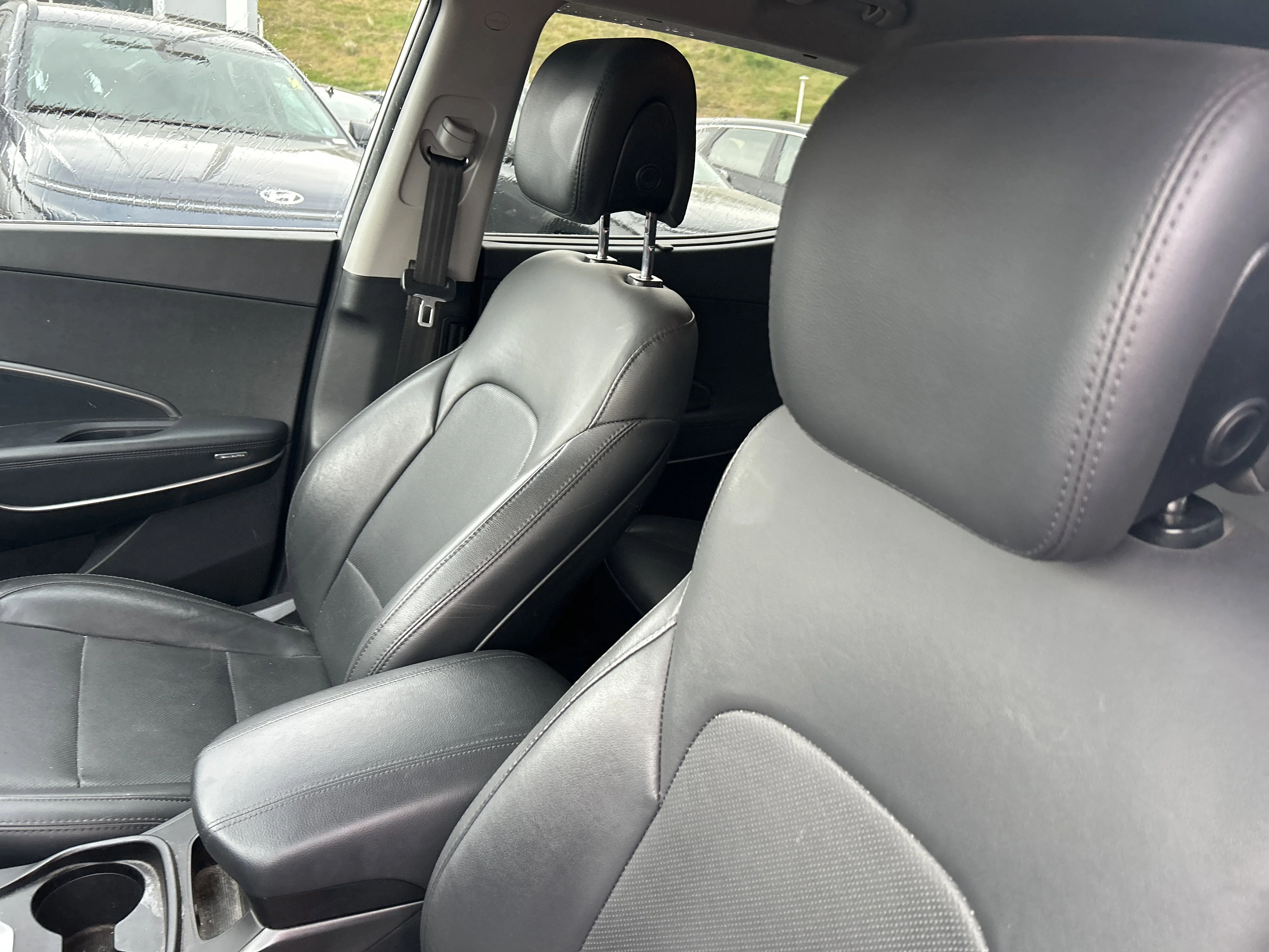 Used 2018 Sparkling Silver Hyundai 2.0T image 12