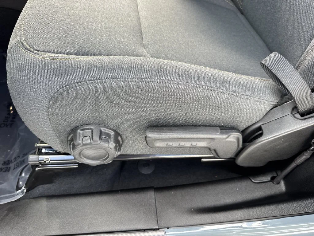 Used 2026 Gray Jeep Sport S image 39