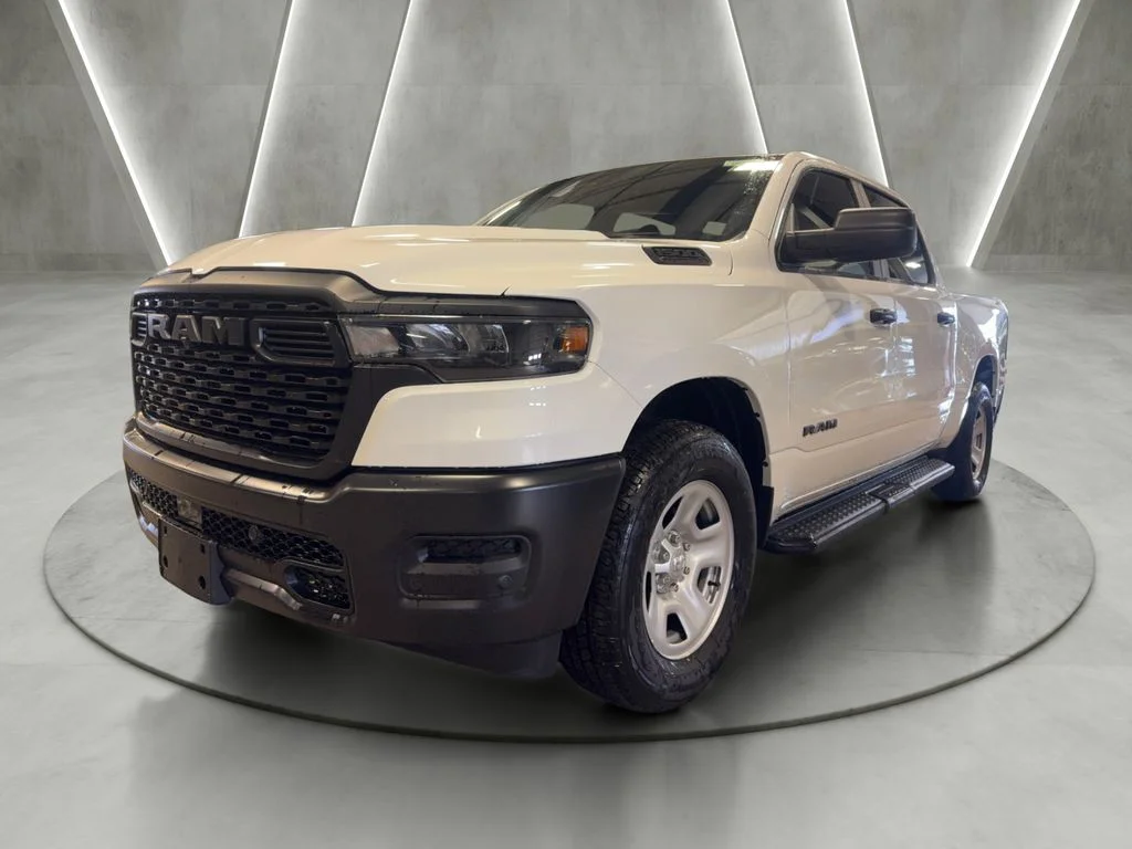 New 2026 Bright White Clear-Coat Exterior Paint RAM Tradesman image 3