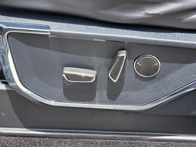 Used 2021 Silver Ford Lariat image 15