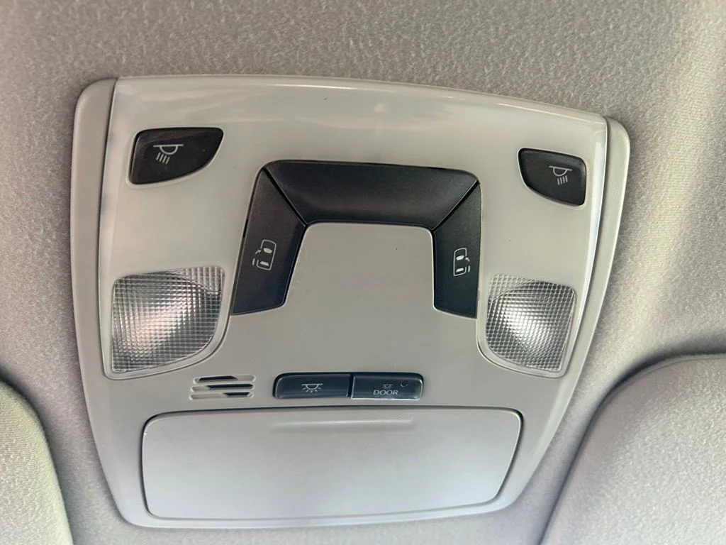 Used 2014 Gray Toyota LE image 50