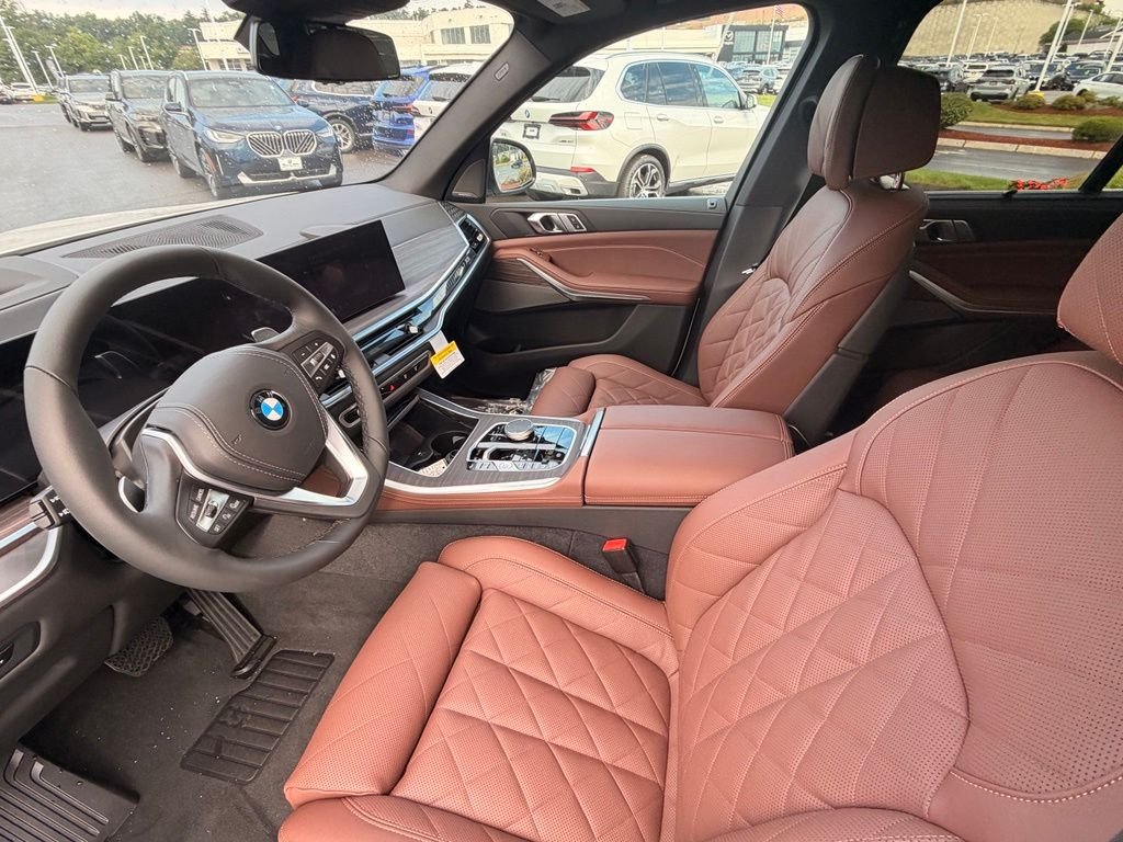 New 2026 Mineral White Metallic BMW xDrive40i image 6