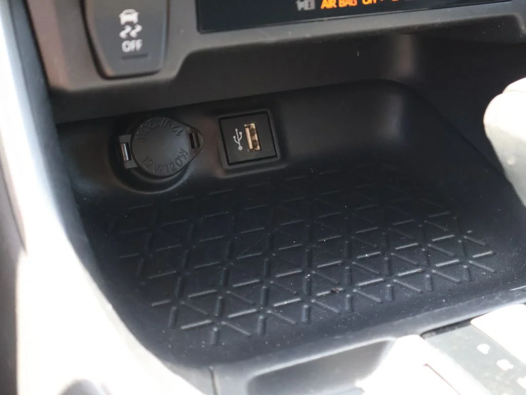 Used 2025 Black Toyota LE image 34