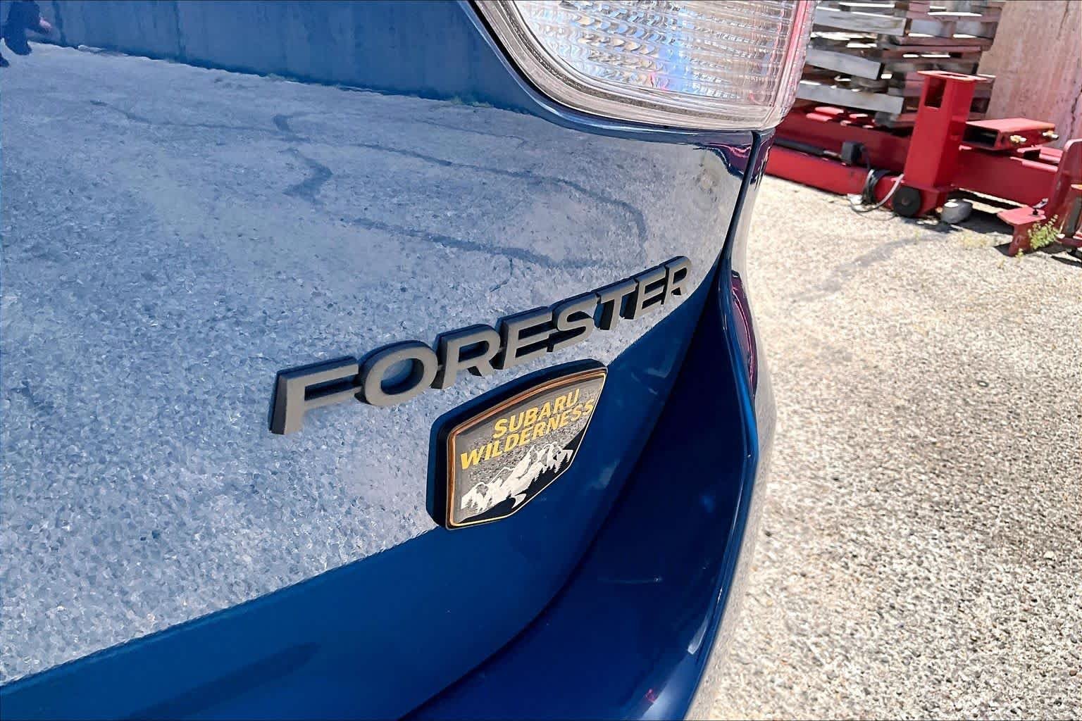 Certified Used 2022 Geyser Blue Subaru Wilderness image 10
