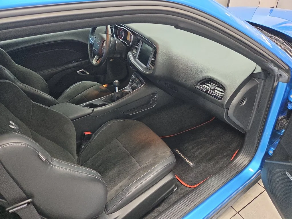 Used 2015 Blue Dodge R/T Scat Pack image 12